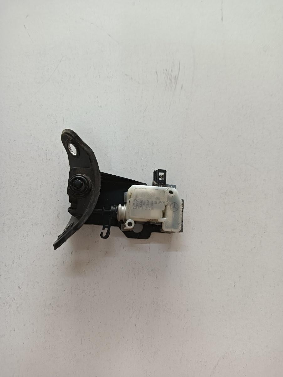 Motoras deschidere rezervor  MERCEDES-BENZ A-CLASS II W169 2004 - 2012 A2518200197