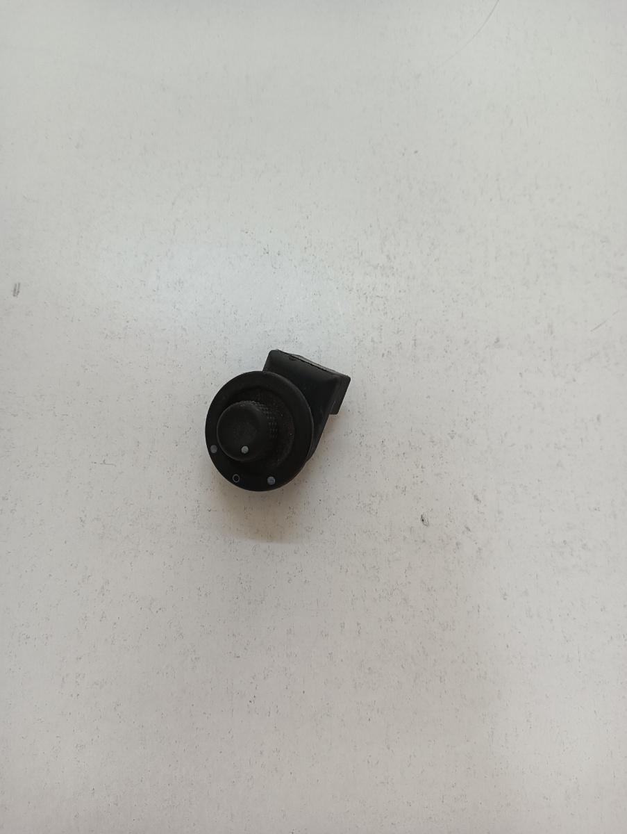Buton reglaj oglinzi  DACIA LOGAN LS_ 2004 - >
