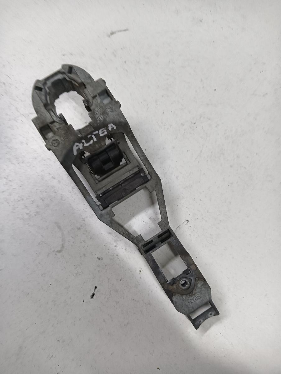 Maner usa interior  stanga fata SEAT ALTEA XL 5P5, 5P8 2006 - > – foto 2