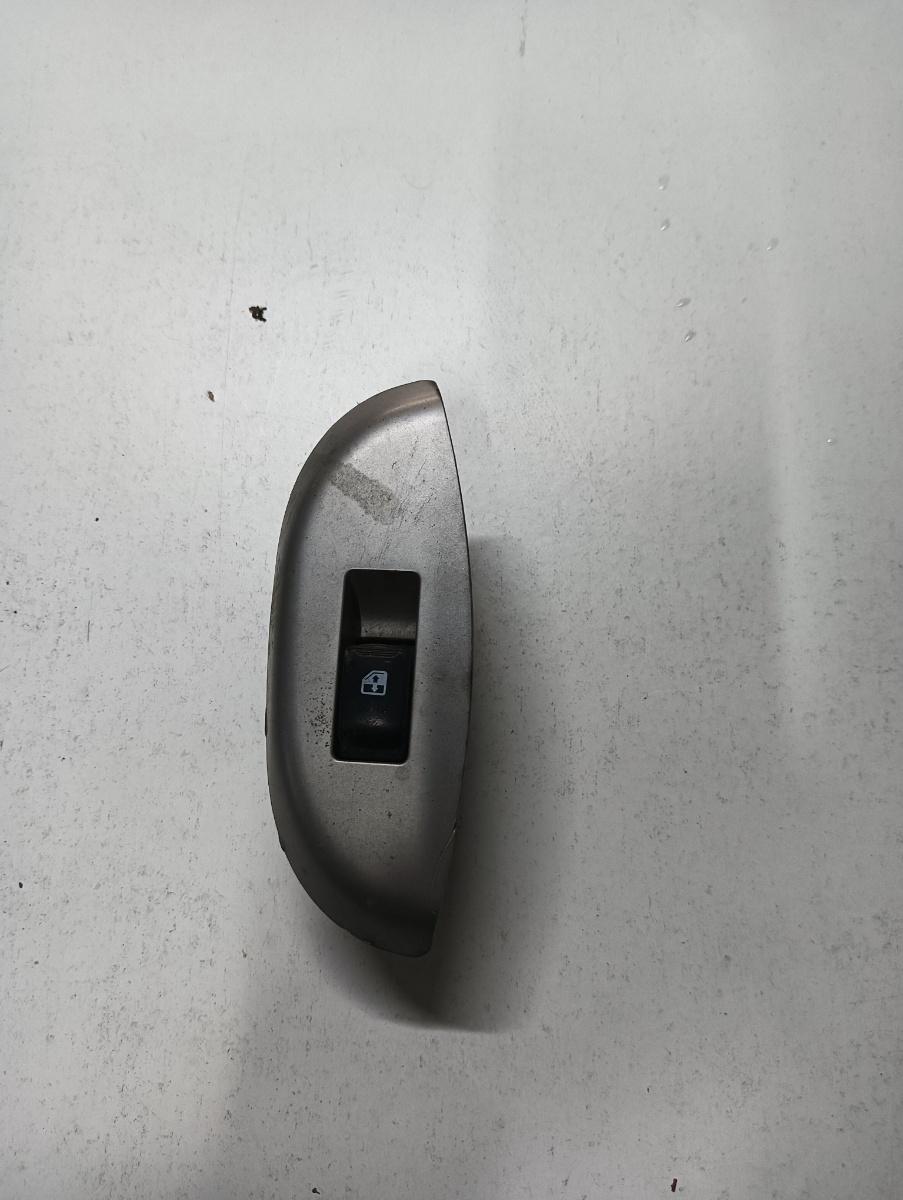 Buton geamuri electrice  dreapta fata CHEVROLET AVEO Saloon T250, T255 2005 - >