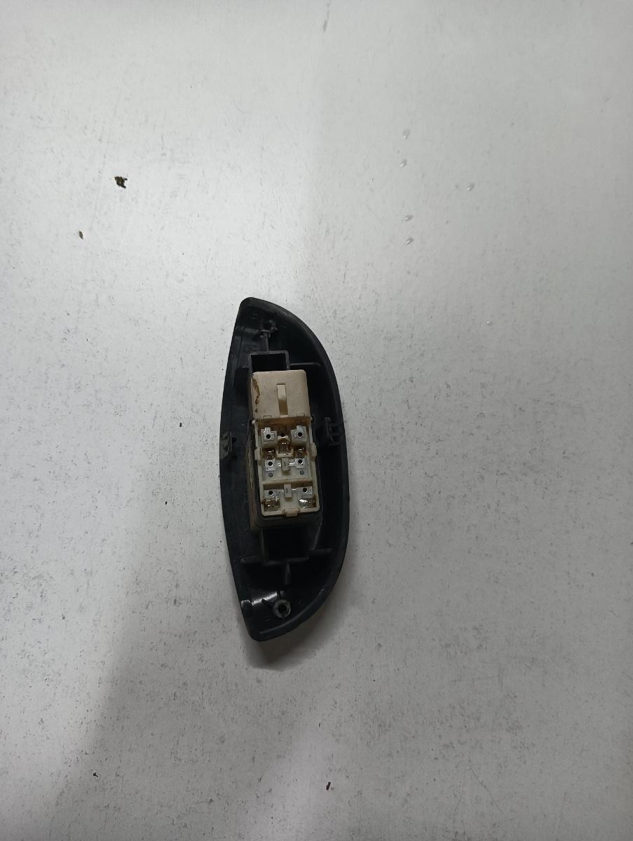 Buton geamuri electrice  dreapta fata CHEVROLET AVEO Saloon T250, T255 2005 - > – foto 2