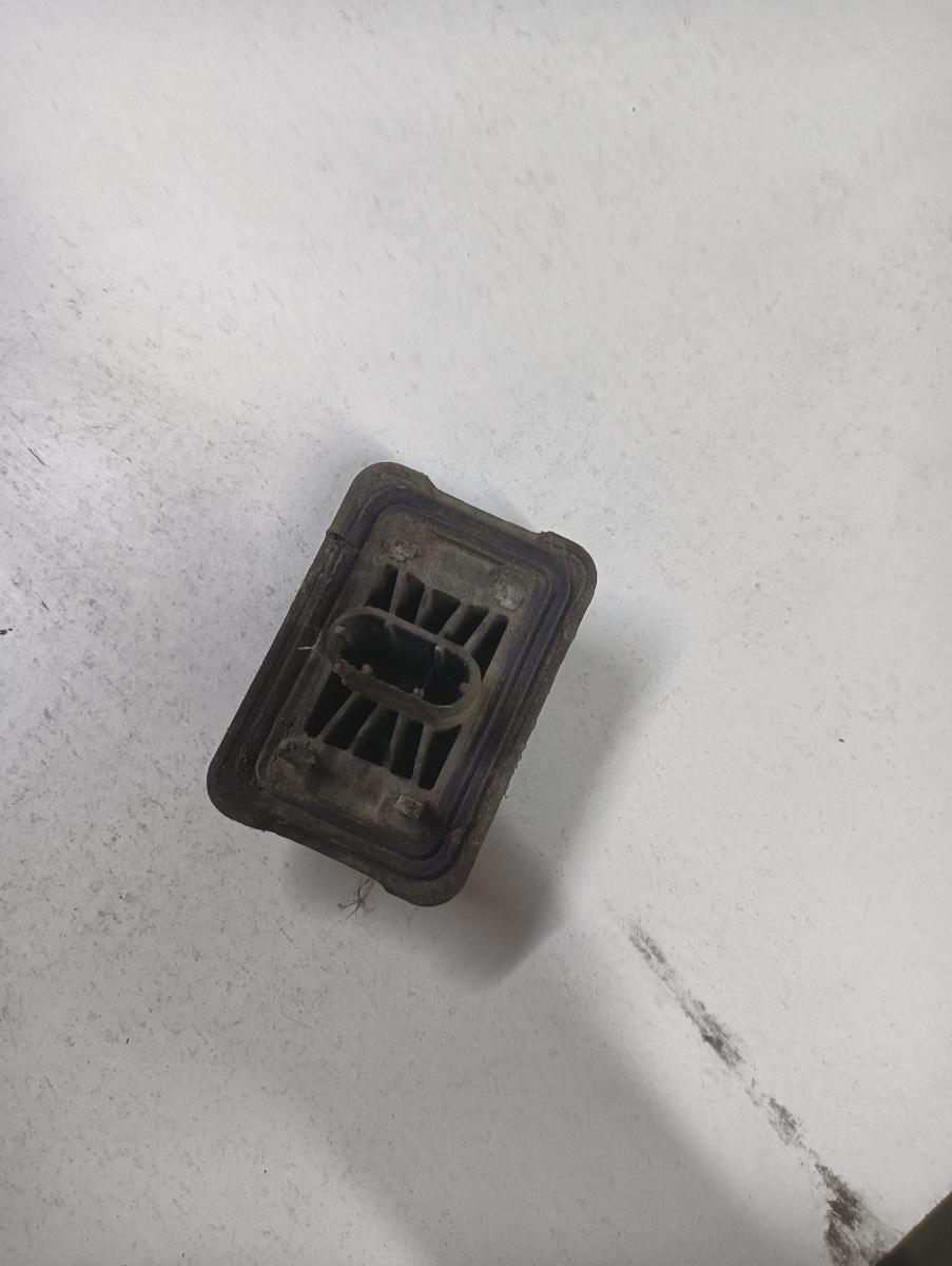Suport numar  BMW 7 V F01, F02, F03, F04 2008 - 2015 7042974