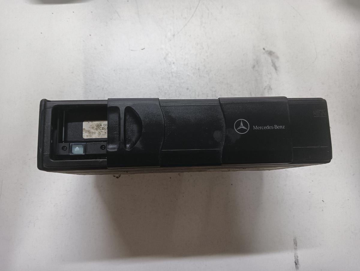 Magazie cd MERCEDES-BENZ C-CLASS II W203  2000 - 2007 A2038209089