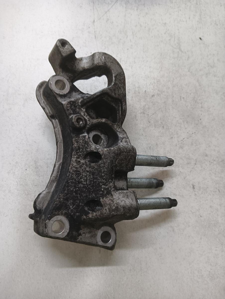 Suport motor FORD FIESTA VII 2017 - > 1.5 TDCi XUJC, XUJD, XUJE, XUJF, XUJG, XUJK, XUJL, XUJM, XUJN, XVJE Fm506030ab