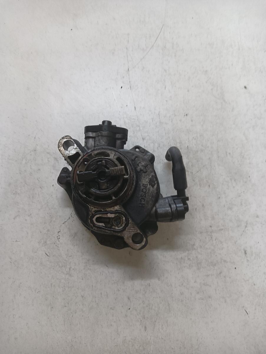 Pompa vacuum  FORD FIESTA VII 2017 - > 1.5 TDCi XUJC, XUJD, XUJE, XUJF, XUJG, XUJK, XUJL, XUJM, XUJN, XVJE 9804021880