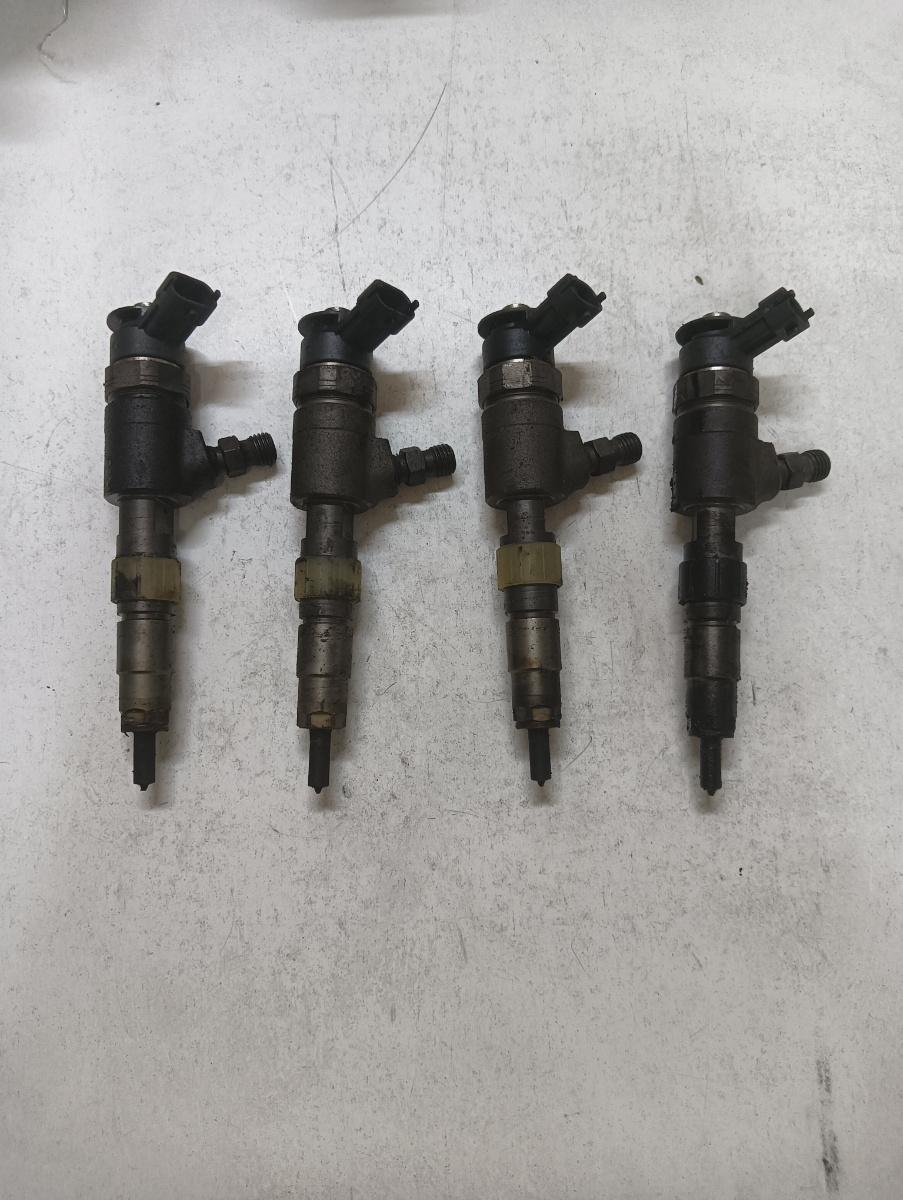 Set injectoare combustibil FORD FIESTA VII 2017 - > 1.5 TDCi XUJC, XUJD, XUJE, XUJF, XUJG, XUJK, XUJL, XUJM, XUJN, XVJE Cv6q9f593aa