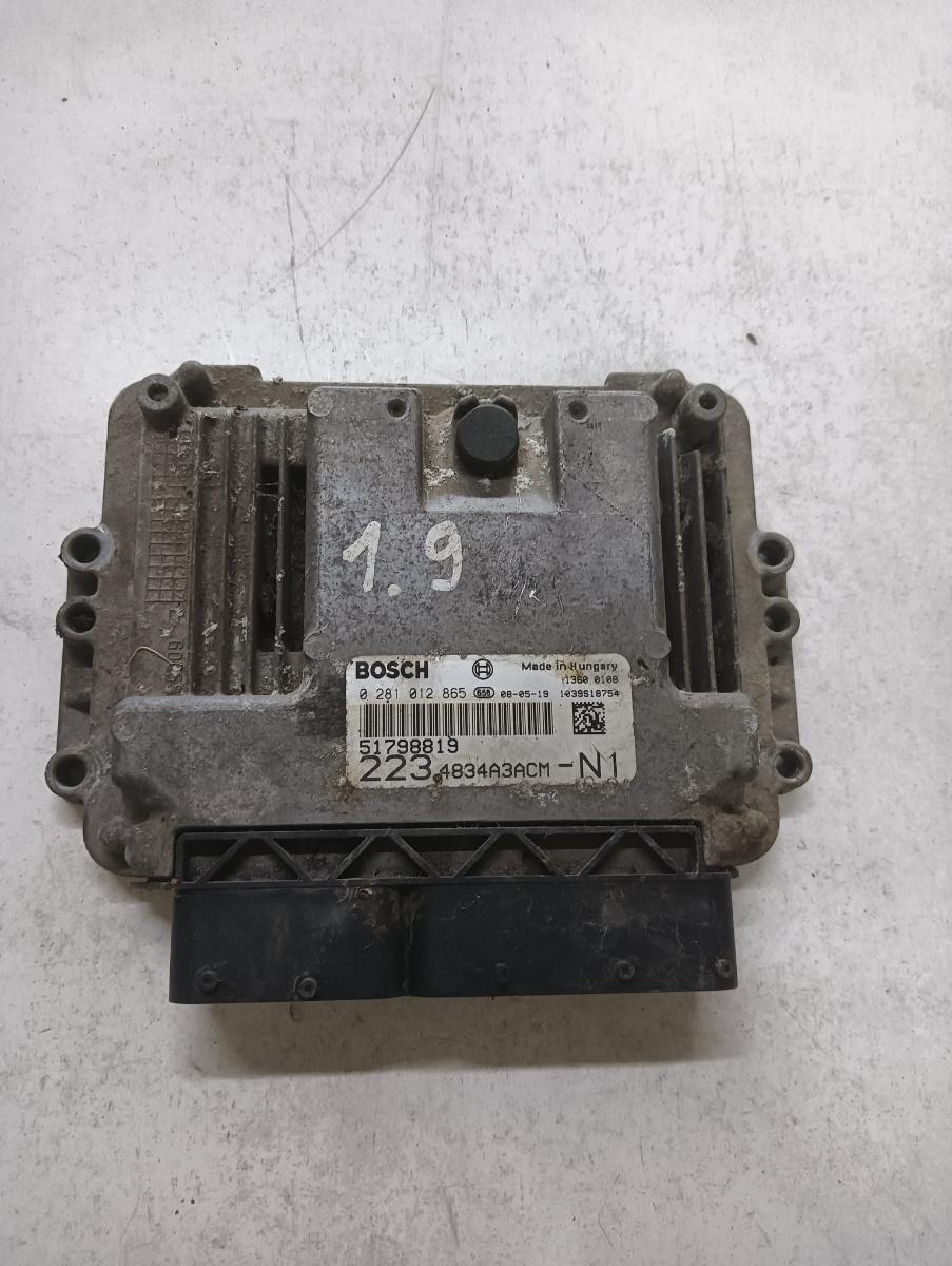 Calculator ecu FIAT DOBLO Cargo 223_ 2000 - > 1.9 JTD 223 A7.000, 223 B1.000 BOSCH 517798819 0281012865