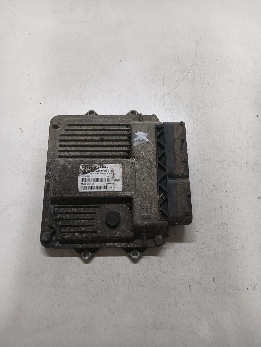 Calculator ecu  FIAT DOBLO Cargo 223_ 2000 - > 1.3 D Multijet 199 A2.000 51784560