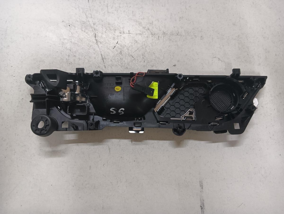 Maner deschidere usa interior  stanga spate AUDI A6 C8, 4A2 2018 - > 2.0 40 TDI Mild Hybrid DFBA 4k0839020a – foto 2