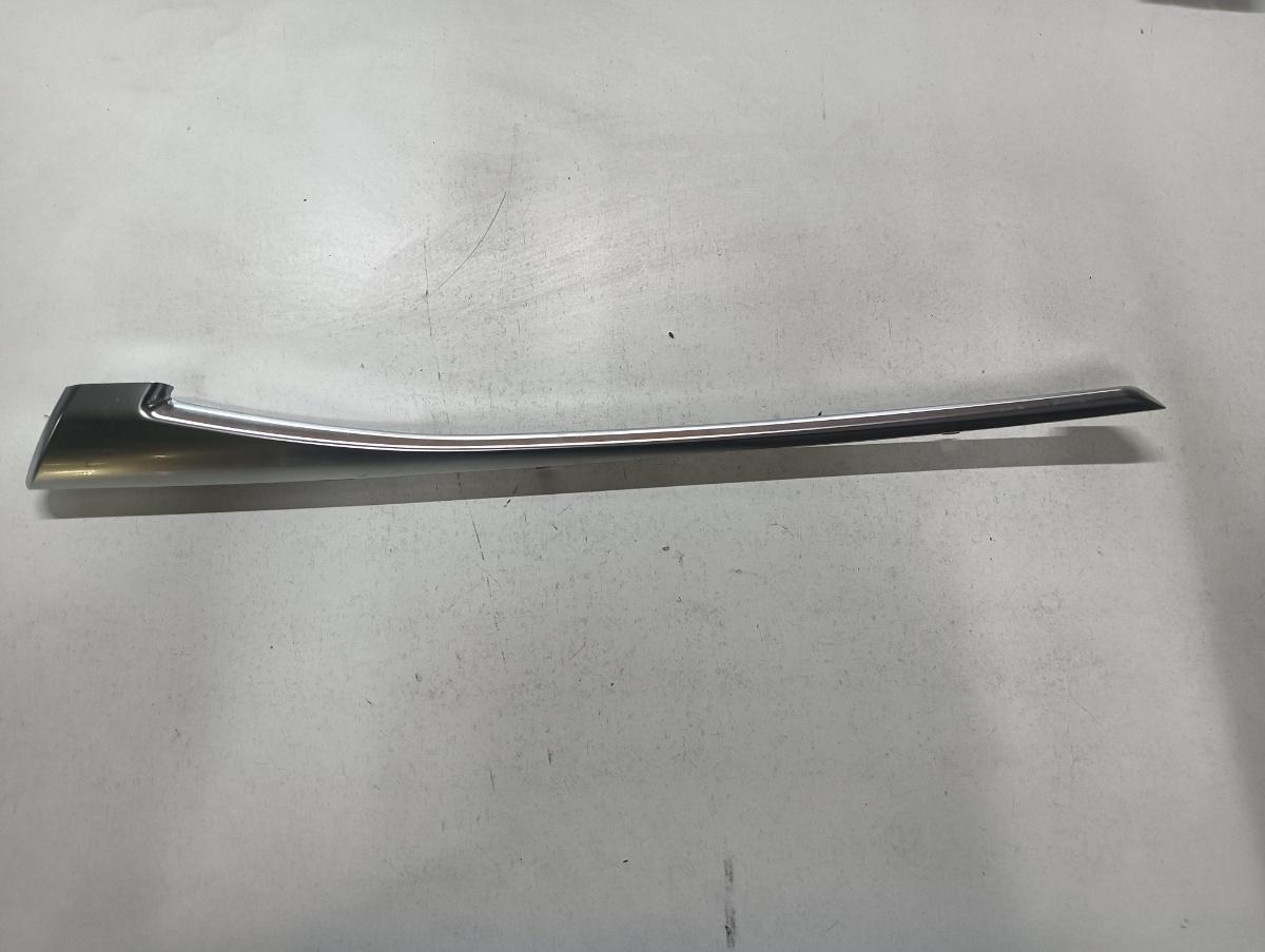 Ornament usa stanga fata AUDI A6 C8, 4A2 2018 - > 2.0 40 TDI Mild Hybrid DFBA 4k0857585