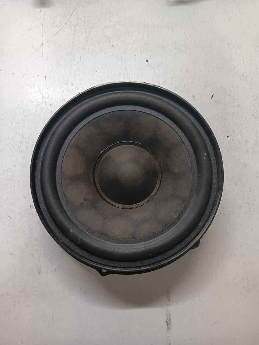 Boxa auto dreapta fata VOLKSWAGEN TOURAN 1T1, 1T2 2003 - 2010 1t0035411j