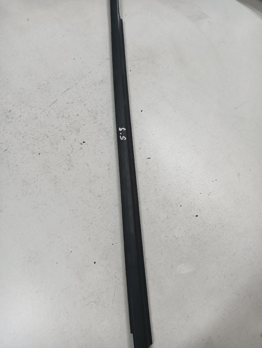 Perie geam stanga spate NISSAN NOTE E12 2012 - > 1.2 1.2 HR12DE – foto 2