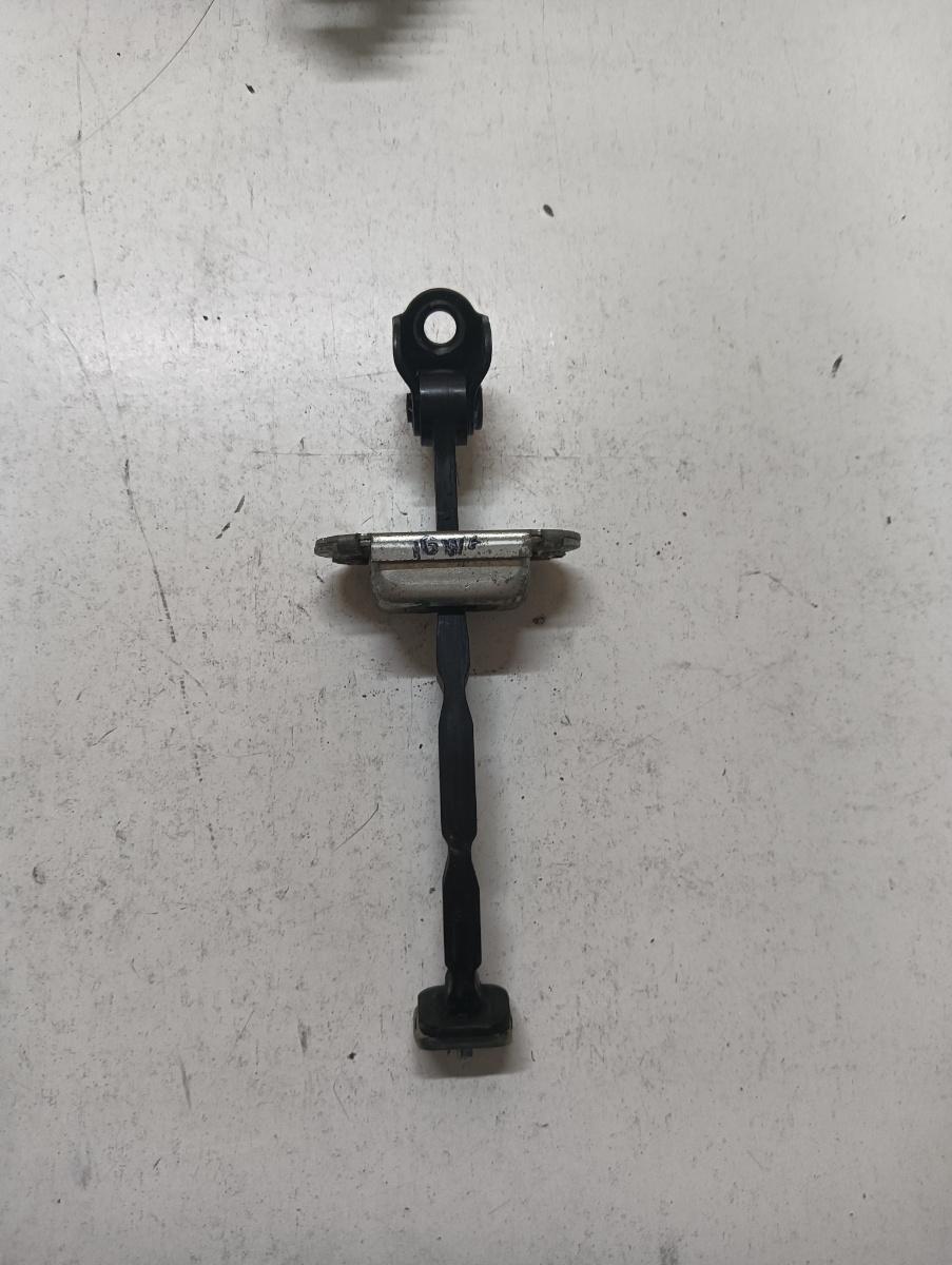 Opritor usa  stanga spate NISSAN NOTE E11, NE11 2005 - 2013