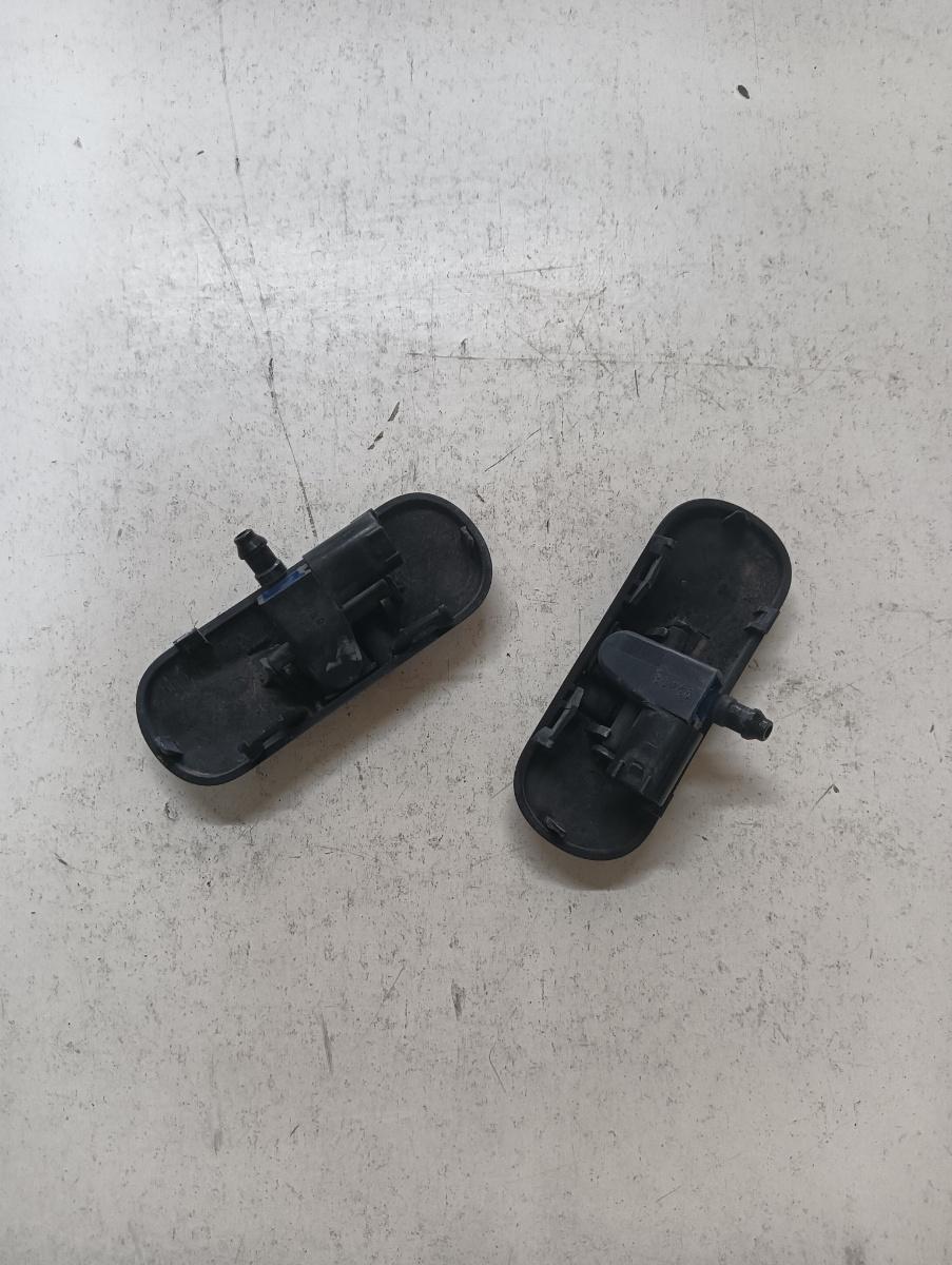 Set Stropitori parbriz  VOLKSWAGEN TIGUAN 5N_ 2007 - > – foto 2