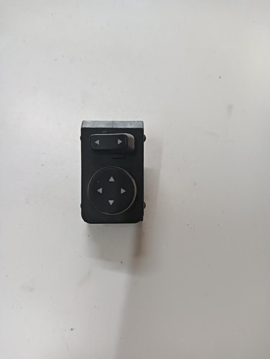 Buton reglaj oglinzi  FIAT PUNTO EVO 199_ 2008 - >