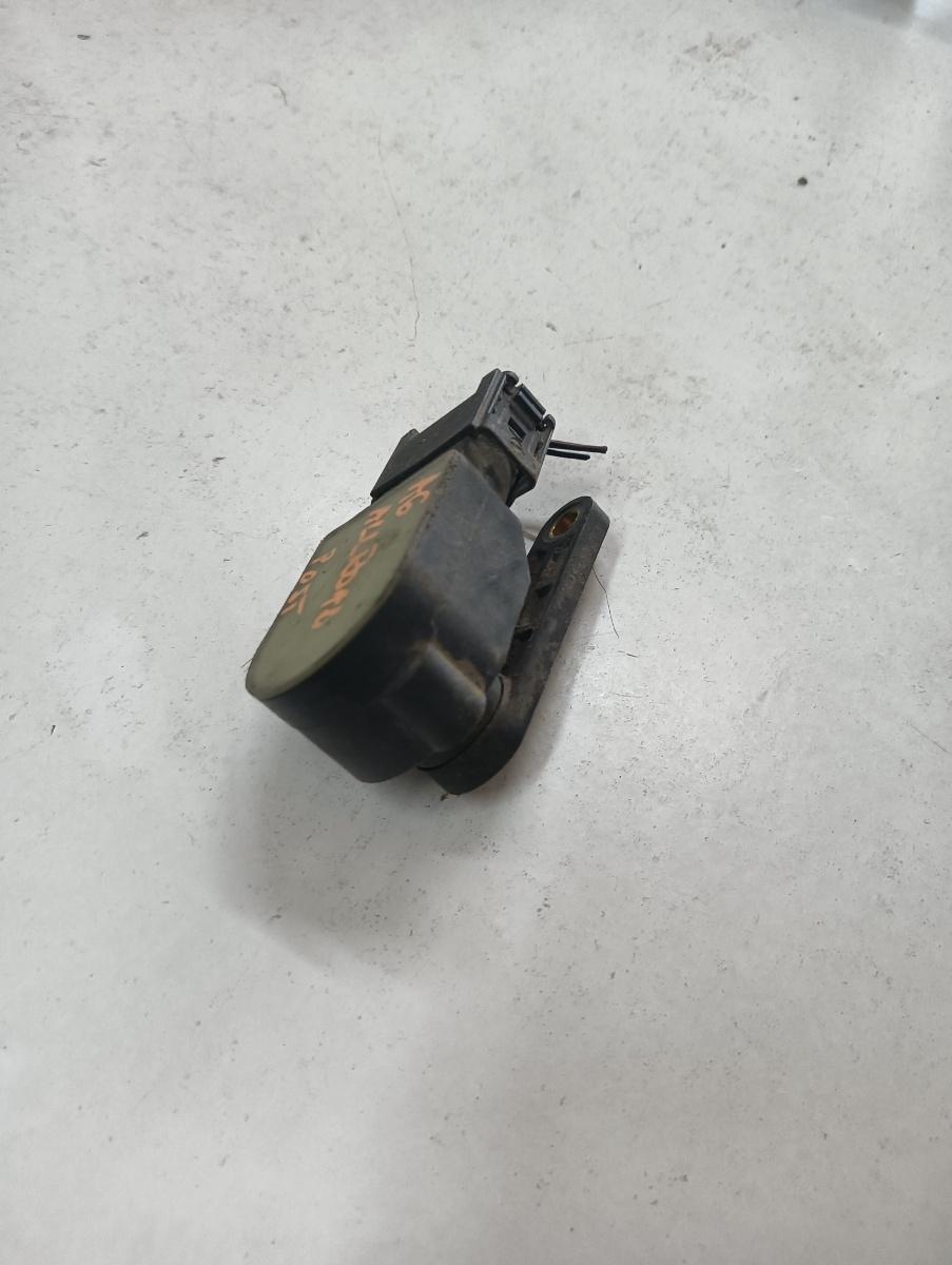 Senzor nivel faruri stanga spate AUDI A6 III Allroad 4FH, C6 2006 - 2011 8e0907503 – foto 2