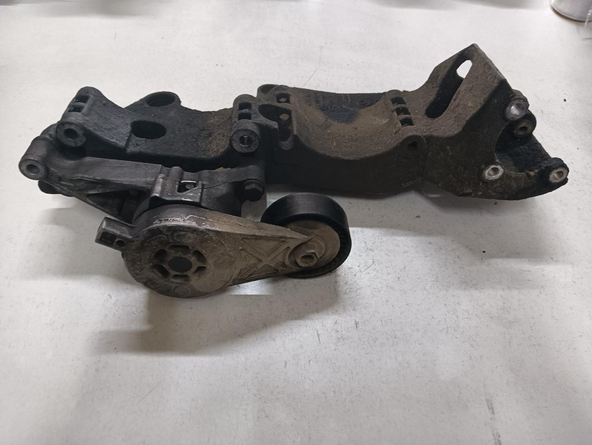 Suport accesorii VOLKSWAGEN TRANSPORTER V Box 7HA, 7HH, 7EA, 7EH 2003 - > 1.9 TDI BRS – foto 2