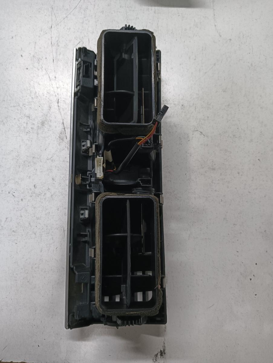 Guri ventilatie  fata BMW X5 II E70 2006 - 2013 716180104 – foto 2