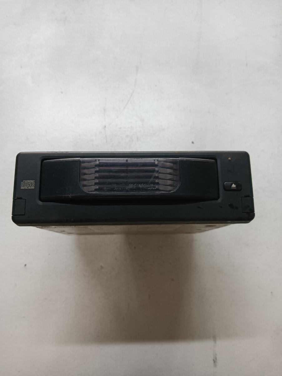 Magazie cd  BMW 5 E60 2001 - 2010 6956939