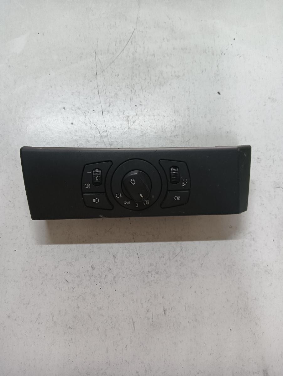 Bloc lumini BMW 5 E60 2001 - 2010 6925260