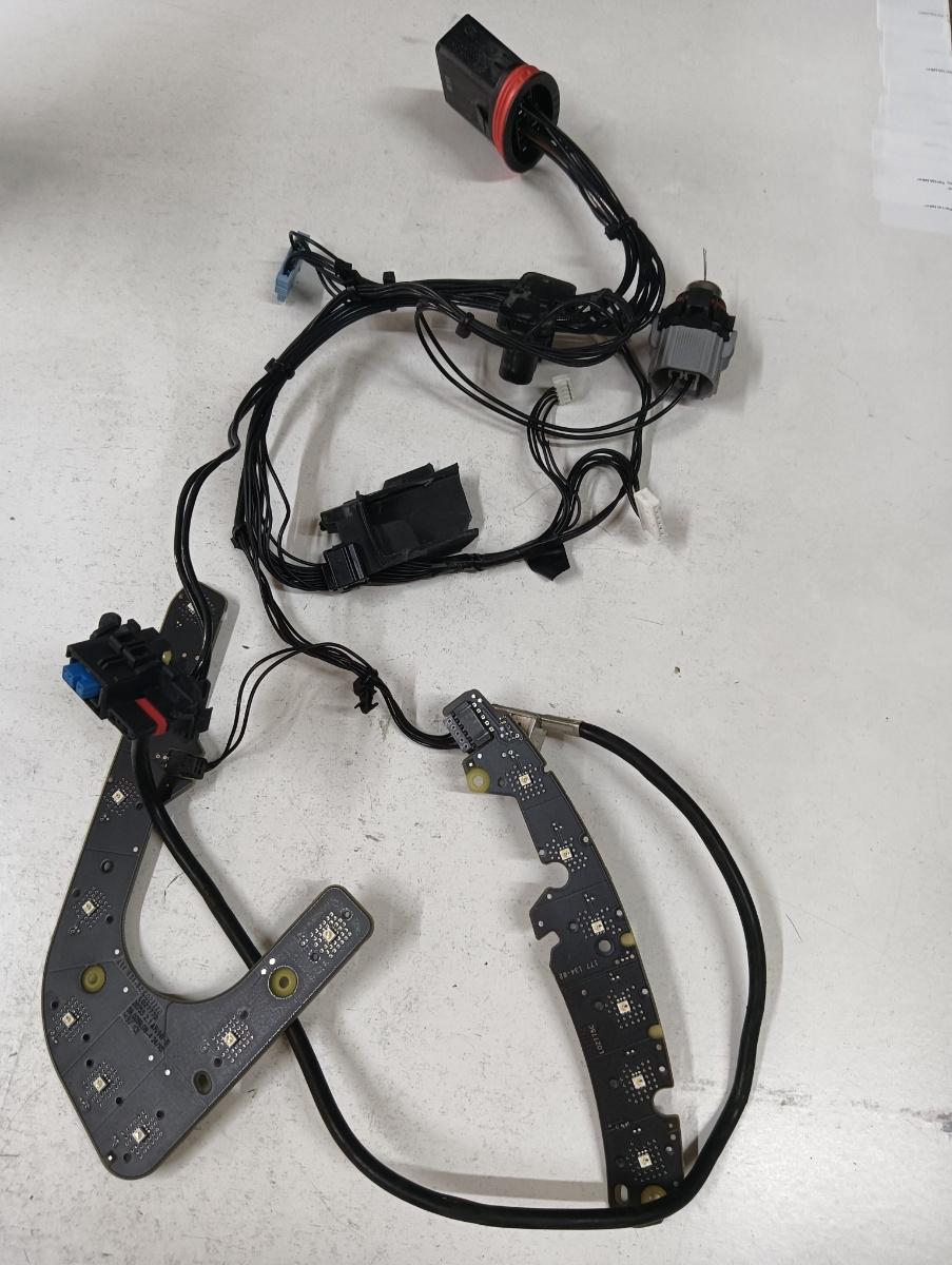 Instalatie electrica far dreapta fata VOLKSWAGEN GOLF VI 5K1 2008 - 2013 16218300 4h0907472f – foto 2