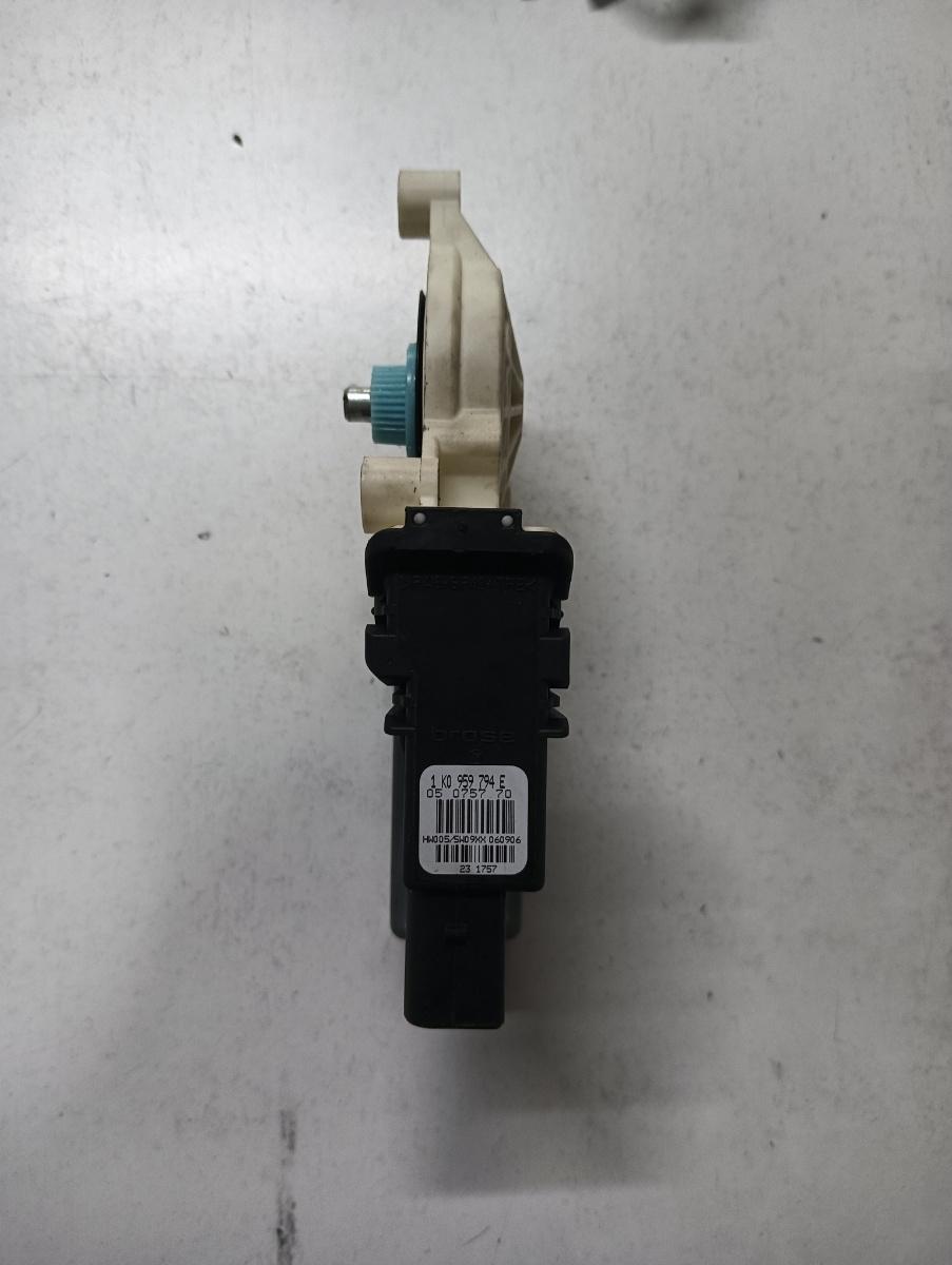 Motoras geam pivotant dreapta spate VOLKSWAGEN TOURAN 1T1, 1T2 2003 - 2010 1k0959749e – foto 2