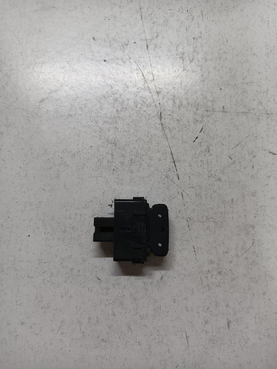 Buton blocat usi NISSAN MICRA III K12 2002 - 2010 – foto 2