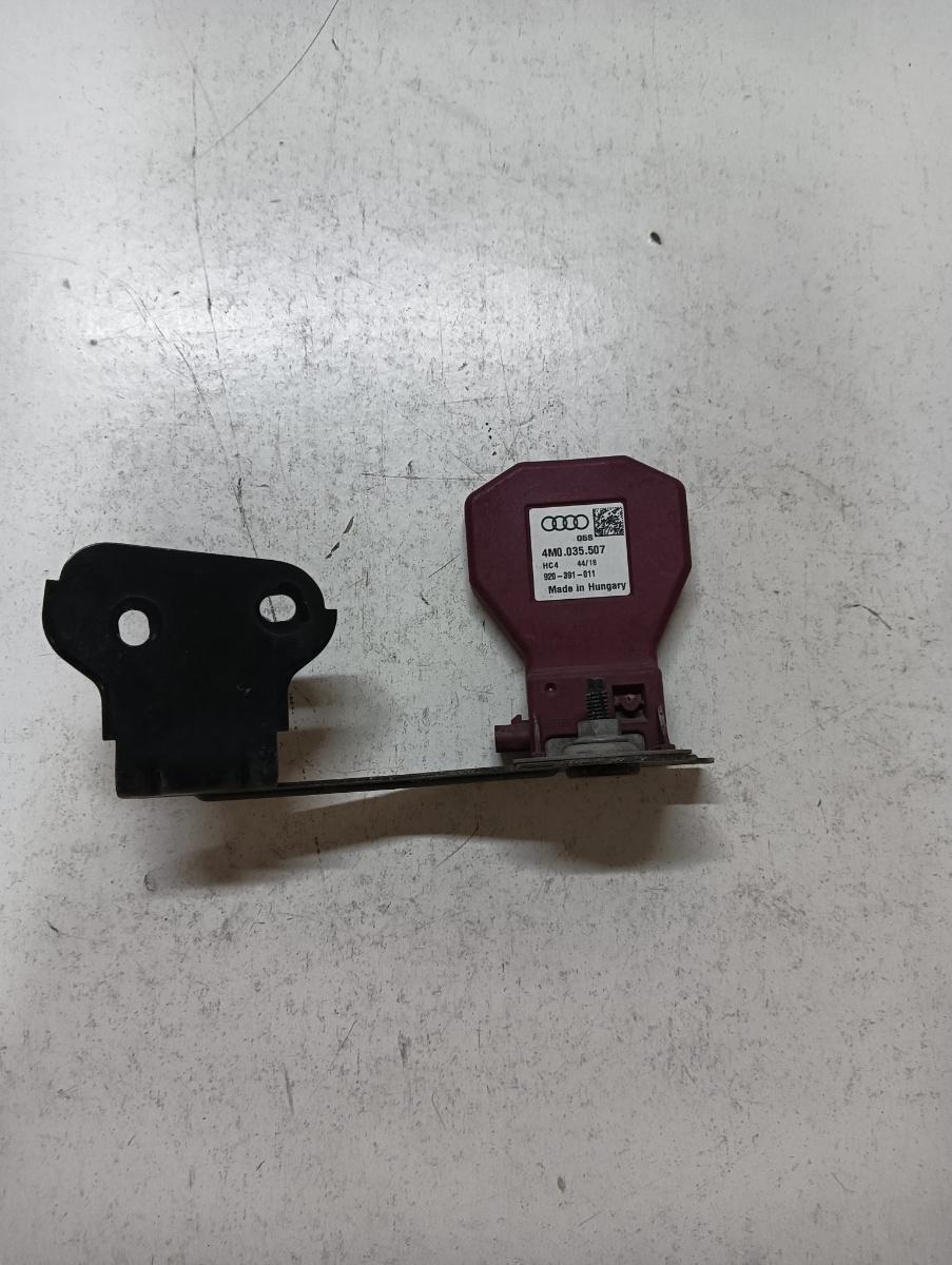 Amplificator antena  AUDI A6 C8, 4A2 2018 - > 2.0 40 TDI Mild Hybrid DFBA 4m0035507