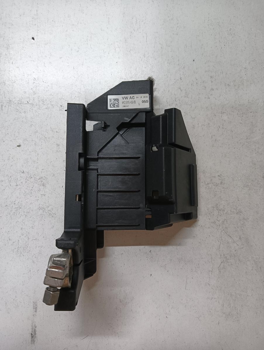Borna baterie  AUDI A6 C8, 4A2 2018 - > 2.0 40 TDI Mild Hybrid DFBA 4k0915459b