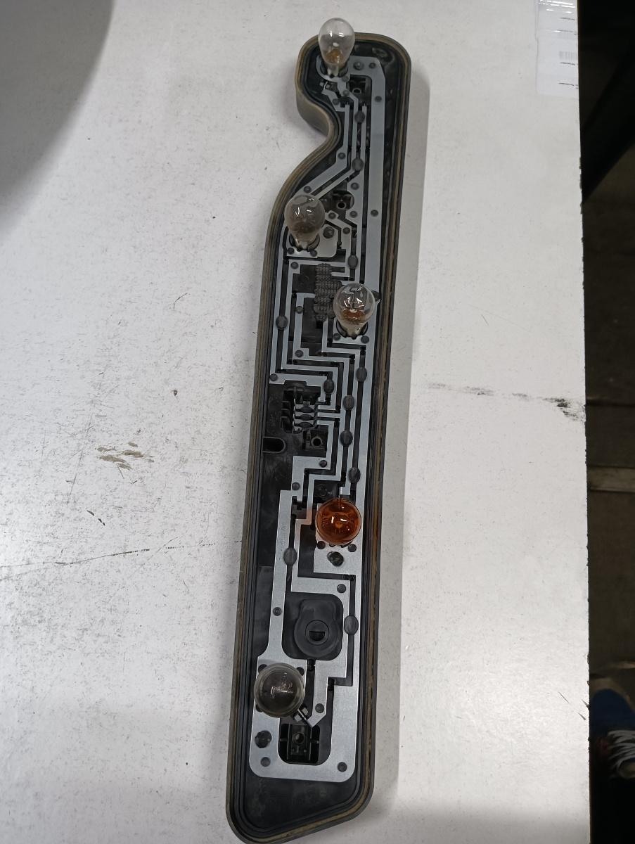 Soclu stop dreapta spate MERCEDES-BENZ SPRINTER 3,5-t 907 2018 - >