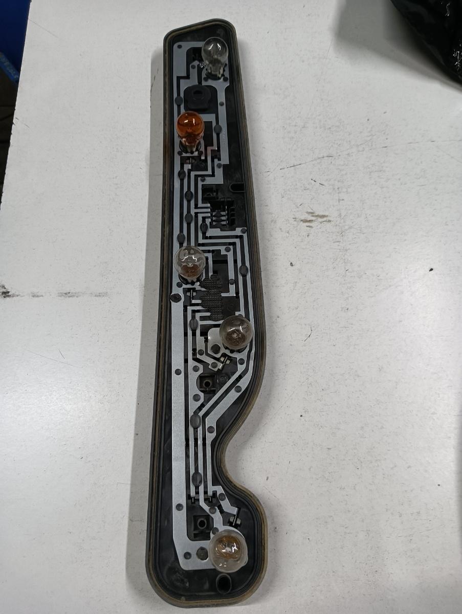 Soclu stop dreapta spate MERCEDES-BENZ SPRINTER 3,5-t 907 2018 - > – foto 2