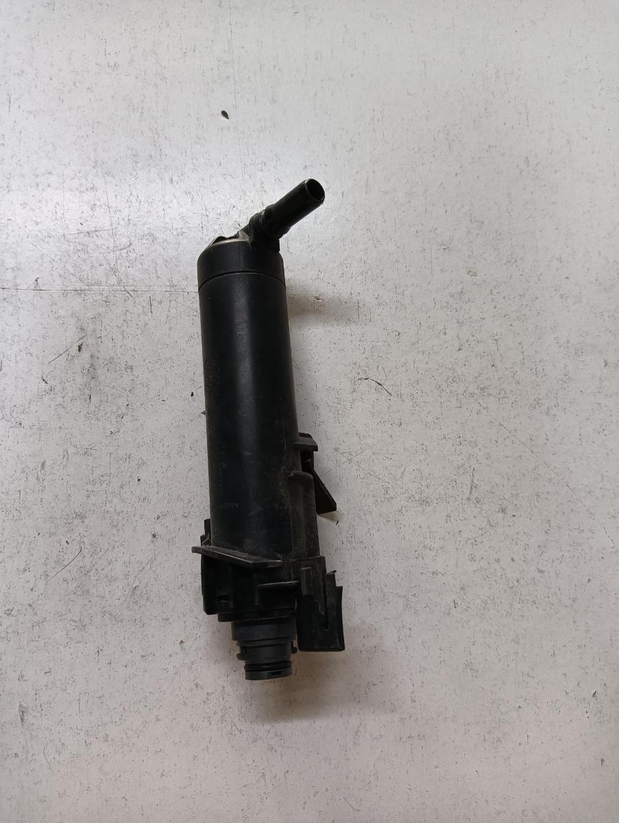 Spalator far dreapta fata AUDI A5/S5 8T3 2007 - 2017 8t0955102d