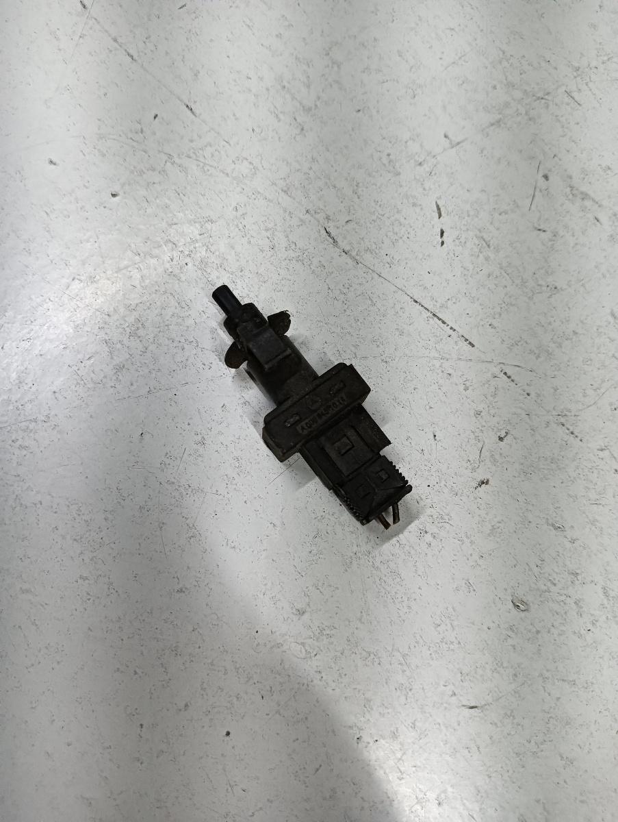 Switch frana  MERCEDES-BENZ SPRINTER 3,5-t Box 906 2006 - > A0085451014 – foto 2