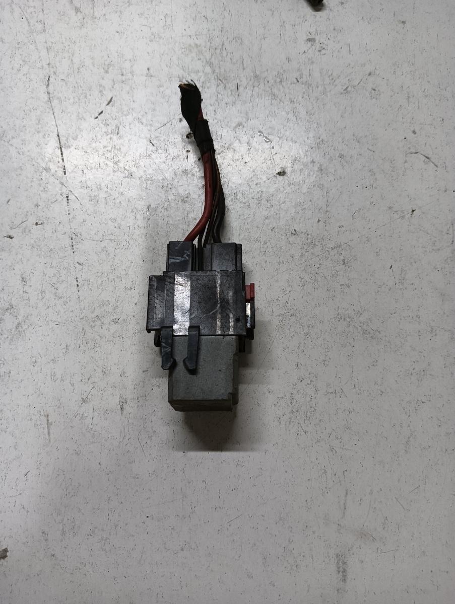 Releu VOLKSWAGEN CRAFTER 30-50 Box 2E_ 2006 - 2016 2.5 TDI BJK, CEBB A0025422610