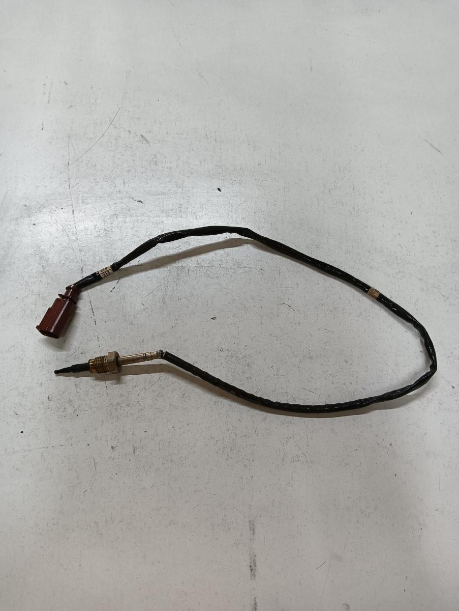 Senzor lambda VOLKSWAGEN PASSAT 3G2 2014 - > 04l906088cn