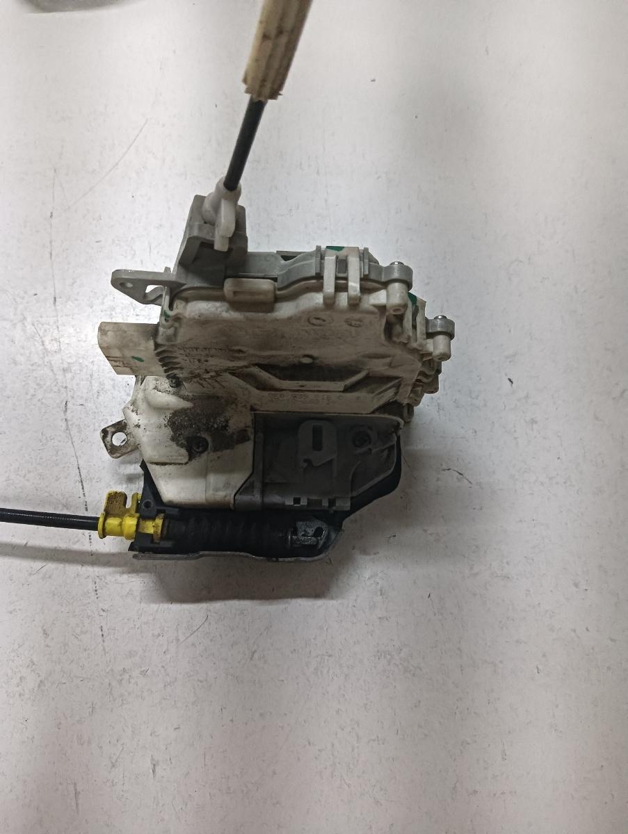 Broasca usa stanga spate AUDI Q5 8RB 2008 - > 8k0839015c