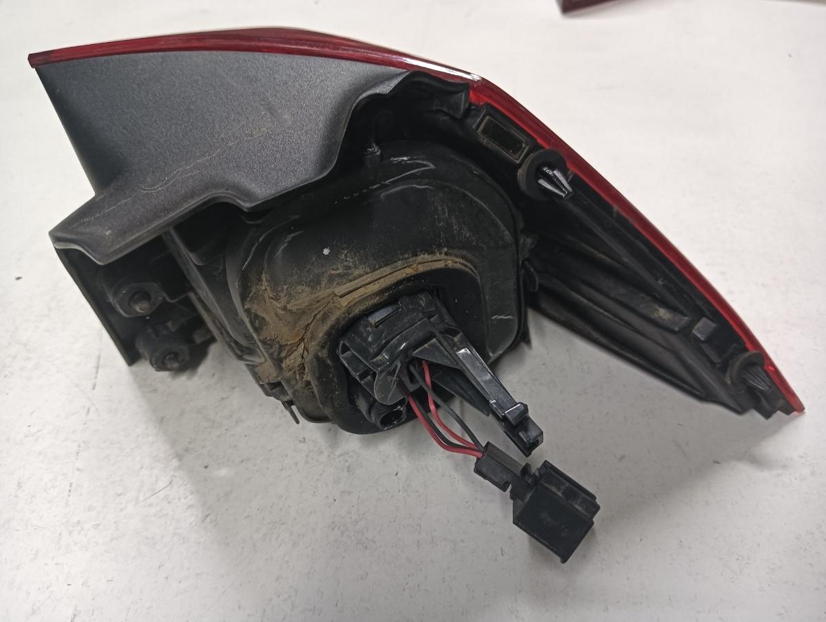Stop stanga spate VOLKSWAGEN GOLF VII 5G1, BE1 2012 - >, Hatchback VAG 5G0945095B – foto 3