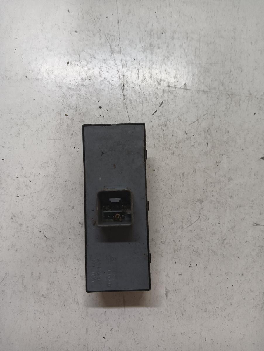 Butoane geamuri electrice stanga fata VOLKSWAGEN PASSAT 3C2 2005 - 2010 – foto 2