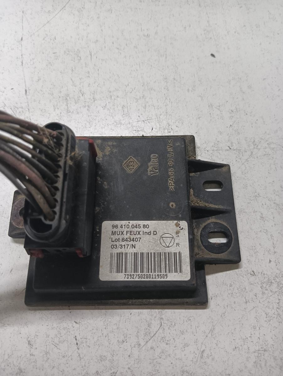 Modul lumini PEUGEOT 607 9D, 9U 2000 - > 2.2 HDi 4HT (DW12BTED4) 9641004580 – foto 2