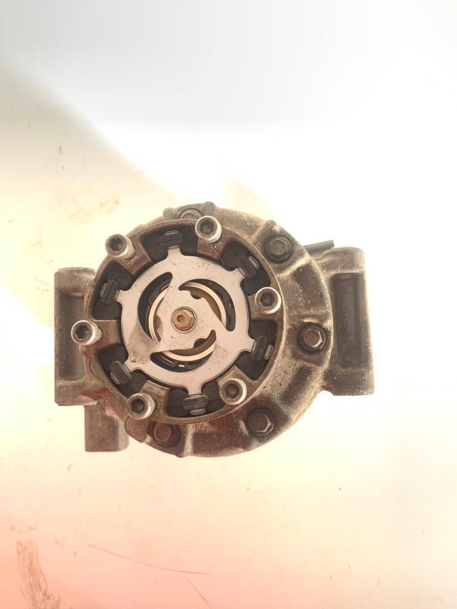 Compresor AC  Audi A8 4E, Q7 4L , R8 4,2 B  OEM 4E0260805Q – foto 4