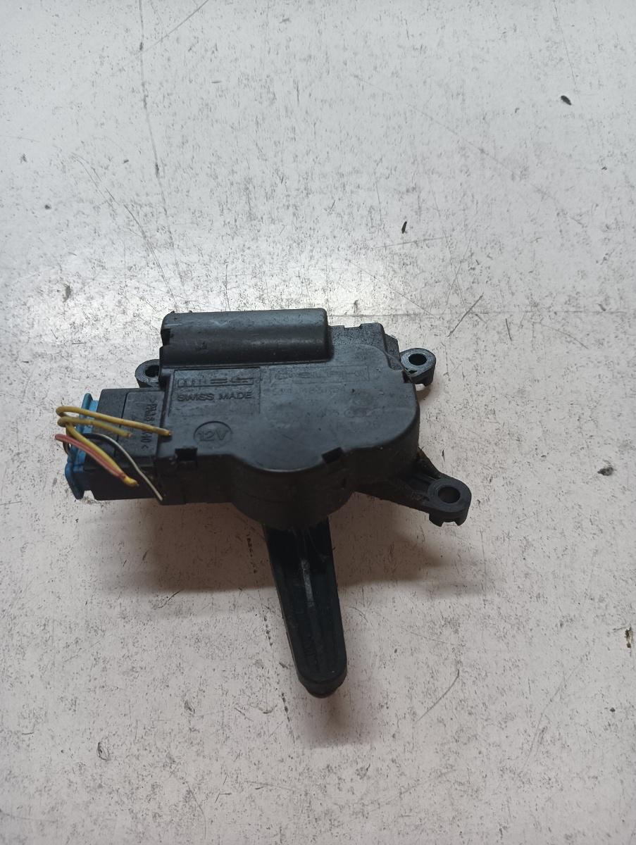 Motoras/actuator clapeta aer VOLKSWAGEN TOUAREG 7LA, 7L6, 7L7 2002 - 2013 – foto 2