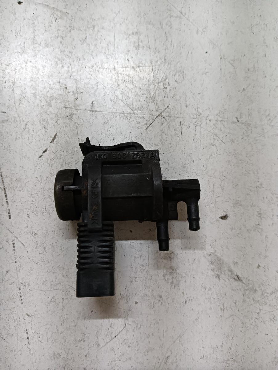 Electrovalva AUDI A4 IV 8K2, B8 2007 - 2015 TDI CJCD, CMFB, CSUA, AUDI A5/S5 8T3 2007 - 2017 2.7 TDI CAMA, CGKA VAG 1k0906283a