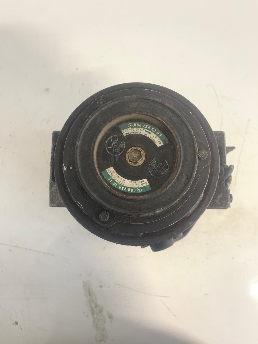 Compresor  AC 2.2D MERCEDES-BENZ C-CLASS W202 1993 - 2000 OEM 0002345203 / 0002340711 / 0002301311 – foto 2