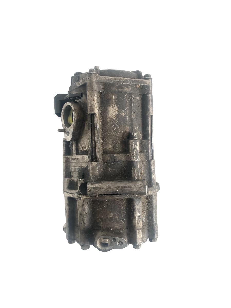 Compresor  AC ELECTRIC BMW 7 V F01, F02, F03, F04 2008 - 2015 OEM 9227508