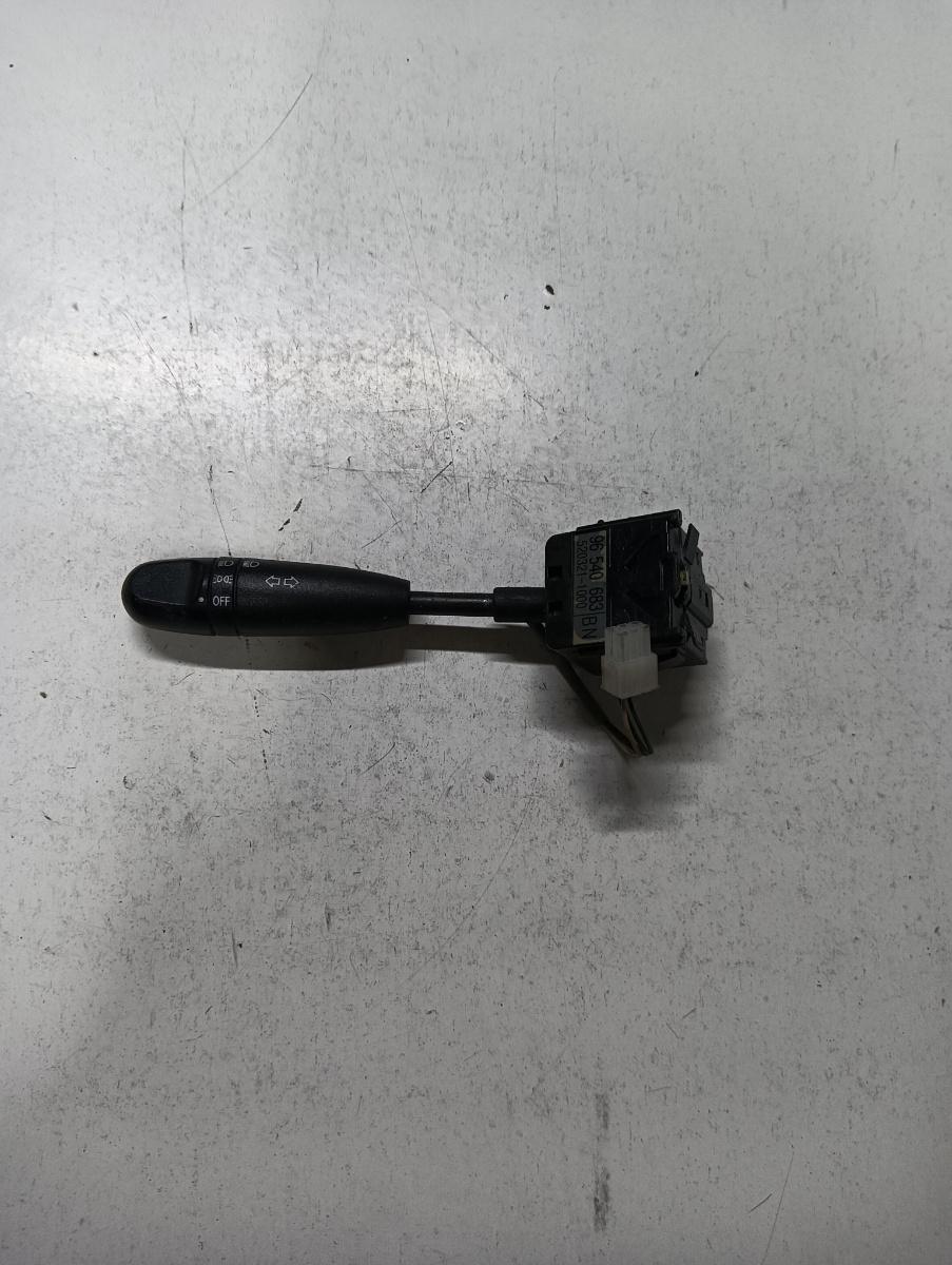 Maneta indicatoare de semnalizare CHEVROLET AVEO Hatchback T250, T255 2006 - > 96540683
