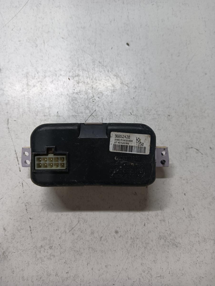Display ceas CHEVROLET AVEO Hatchback T250, T255 2006 - > 96652420 – foto 2