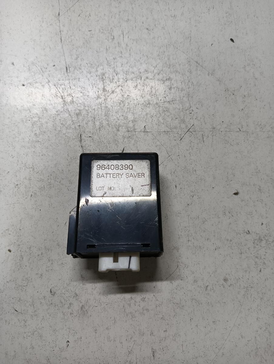 Releu CHEVROLET AVEO Hatchback T250, T255 2006 - > 96408390