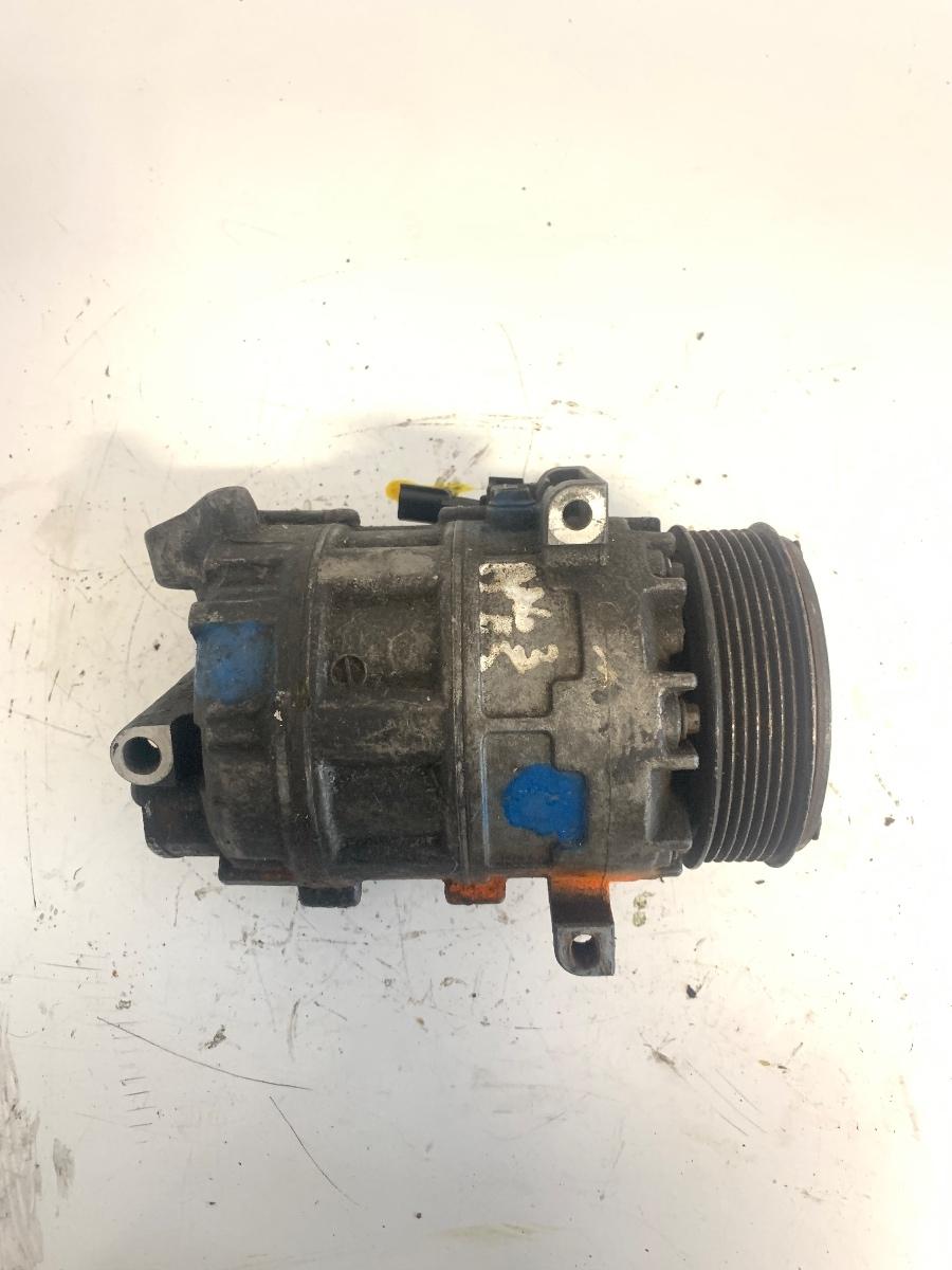 Compresor  AC  2.0DCI RENAULT TRAFIC II  2001 - > 8200454172B – foto 2