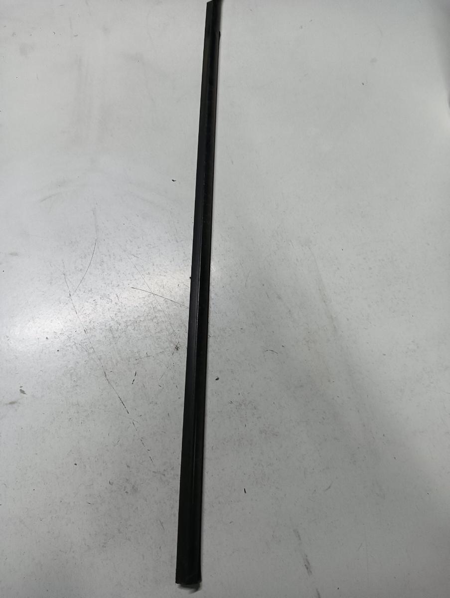 Perie geam dreapta fata BMW X3 E83N 2003 - 2011
