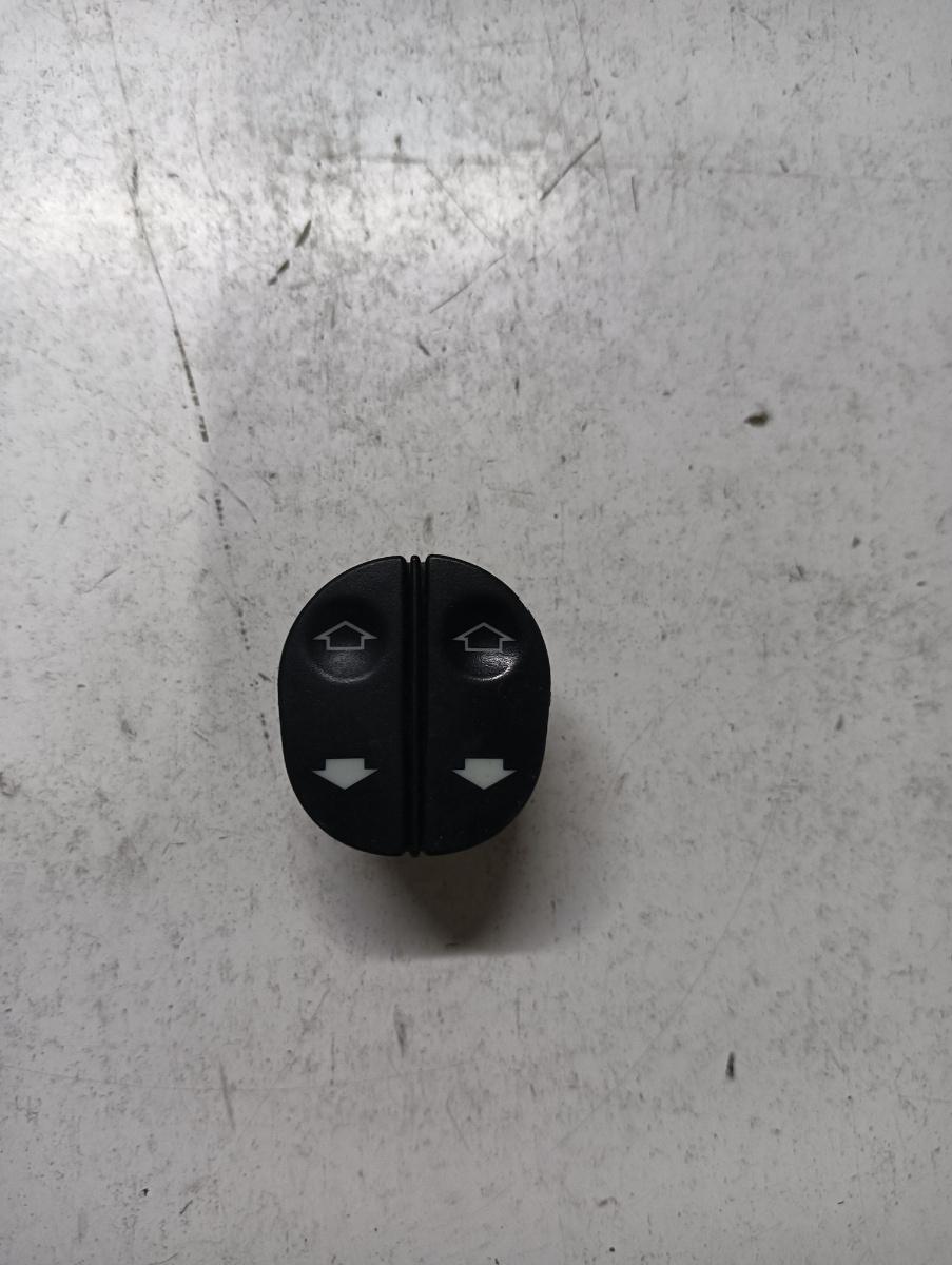 Butoane geamuri electrice stanga fata FORD FIESTA V JH_, JD_ 2001 - 2010